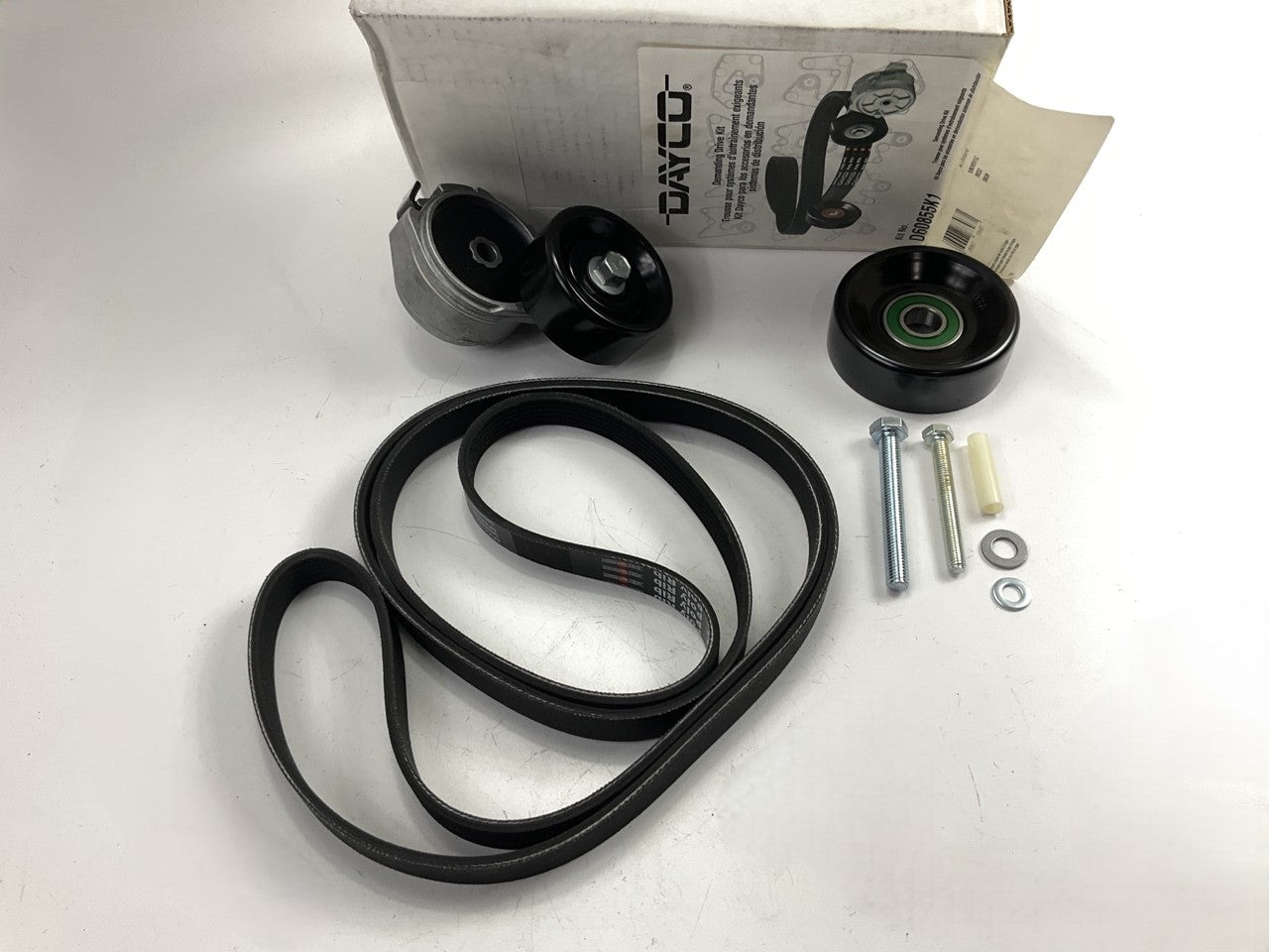 Dayco D60855K1 Main Drive Serpentine Belt Kit Pulley & Tensioner