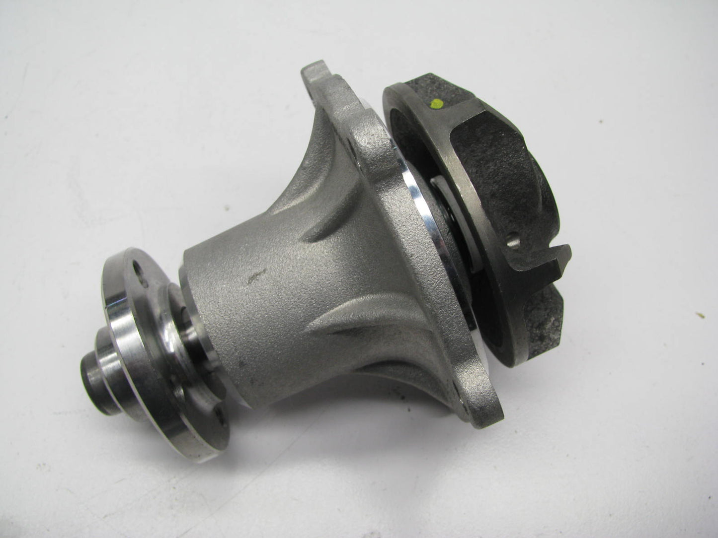 Dayco DP1657S Engine Water Pump For Toyota Forklift 2.0L 5R