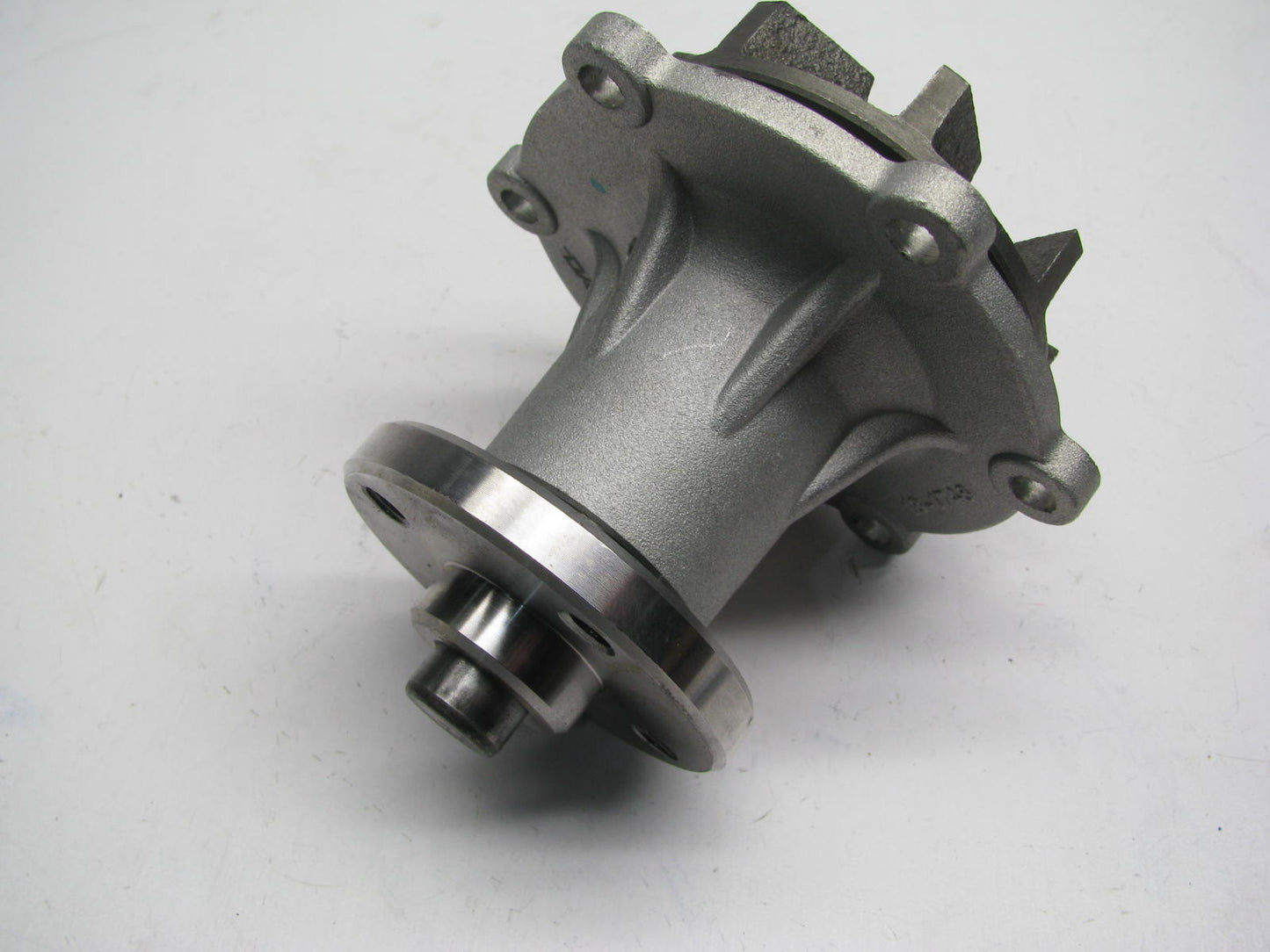 Dayco DP1702 Engine Water Pump For Toyota Forklift 3FD 4FD 2J 5P