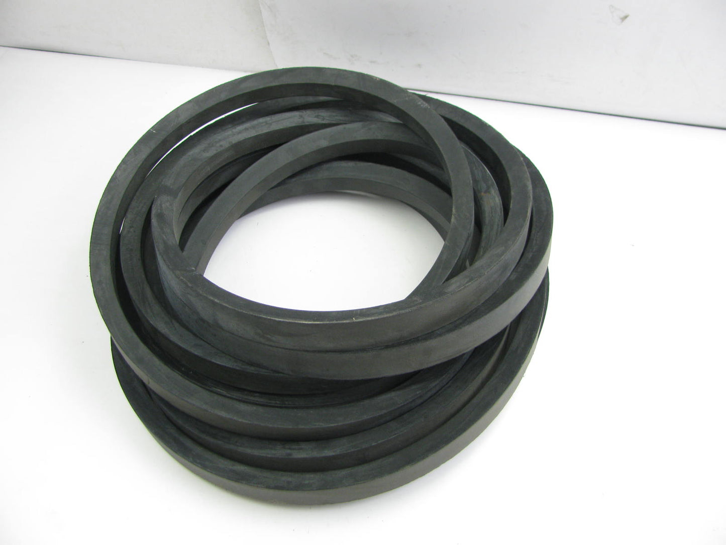 Dayco DP390 Industrial Accessory Drive Belt - 1-1/4'' X 395''