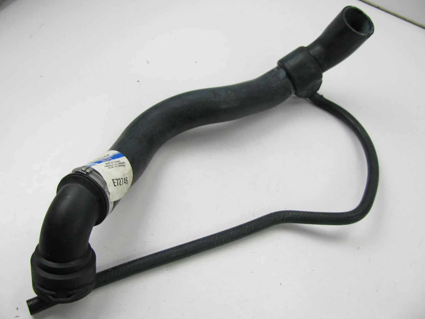 Dayco E72746 Molded Radiator Coolant Hose - Upper