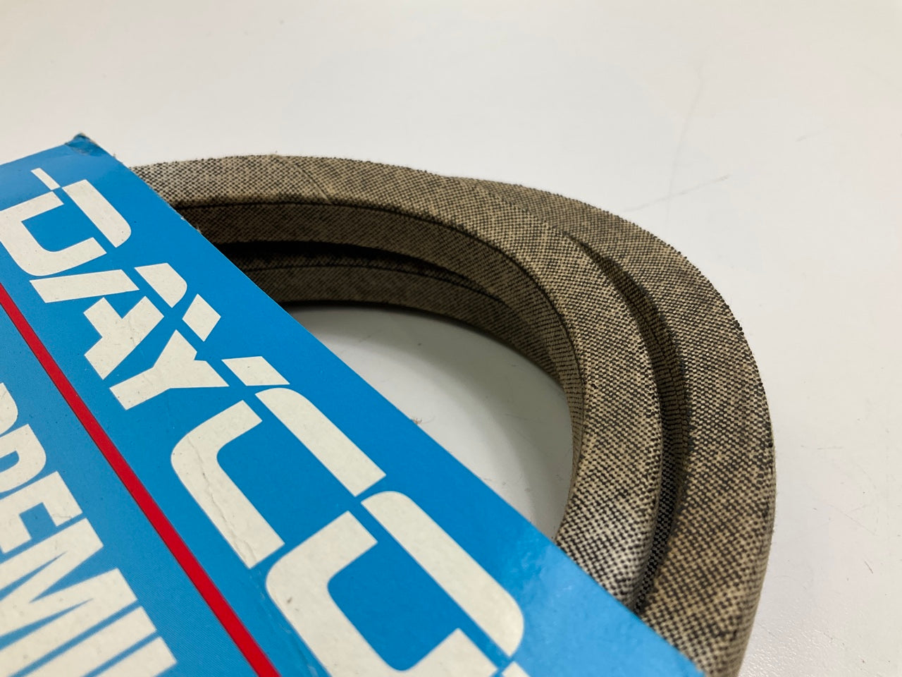 Dayco L576 Lawn & Garden Power Equipment Accessory Drive Belt - 21/32'' X 76''