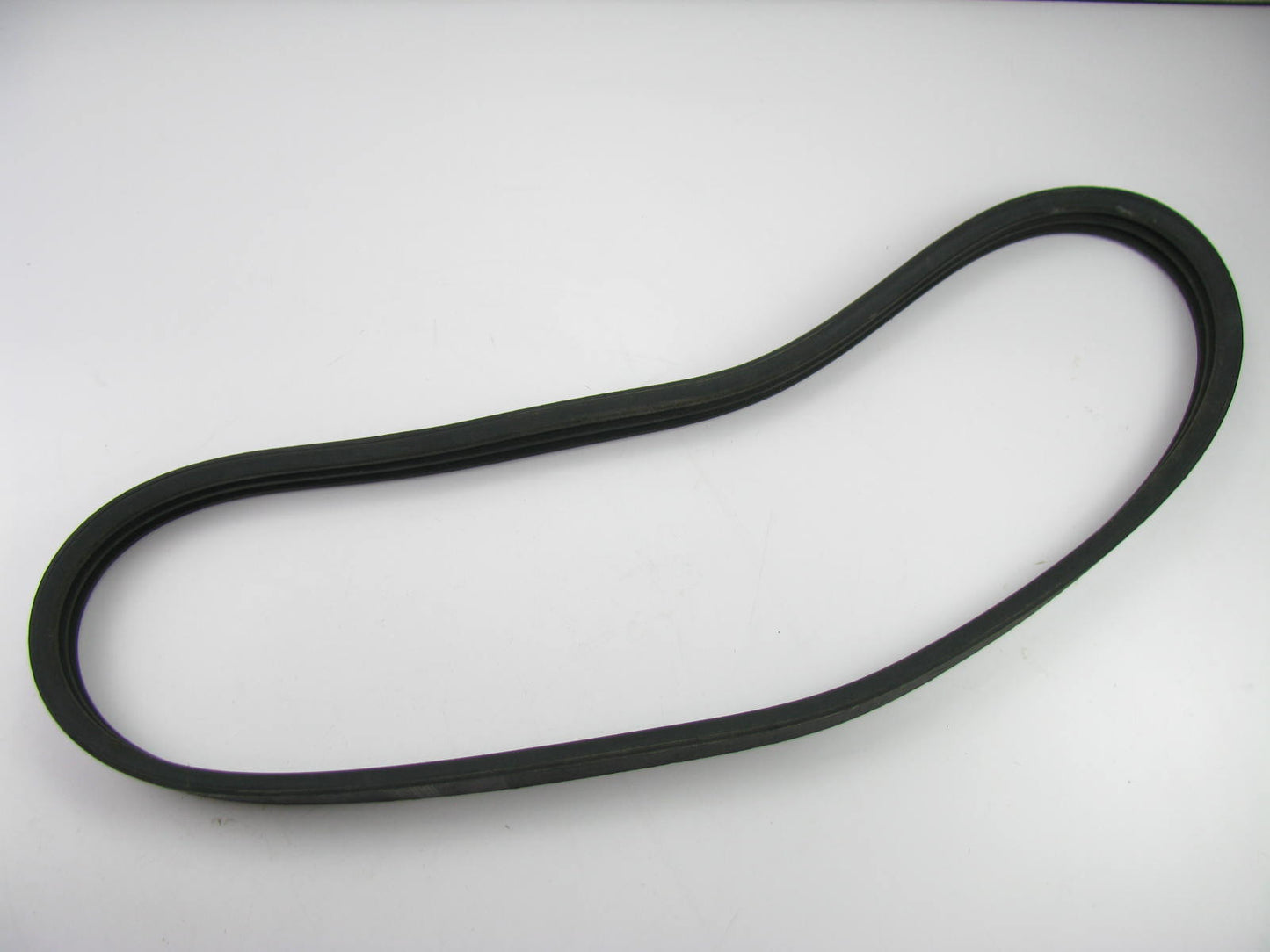 Dayco R5V850 VX-Wedge Banded Accessory Drive Belt - 1.25'' X 85'' - 2 Stands