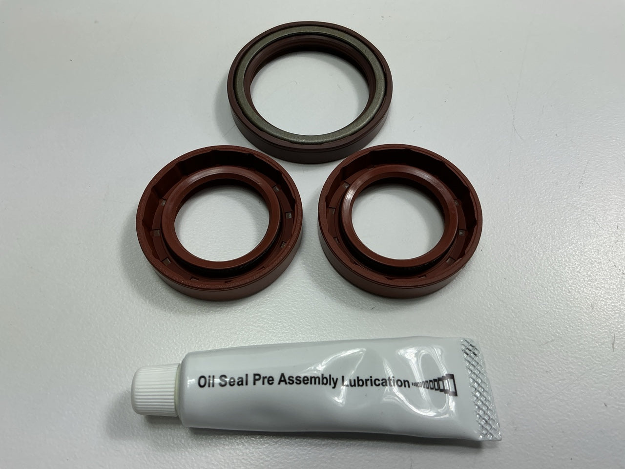 Dayco SK0010 Engine Camshaft Seal Kit