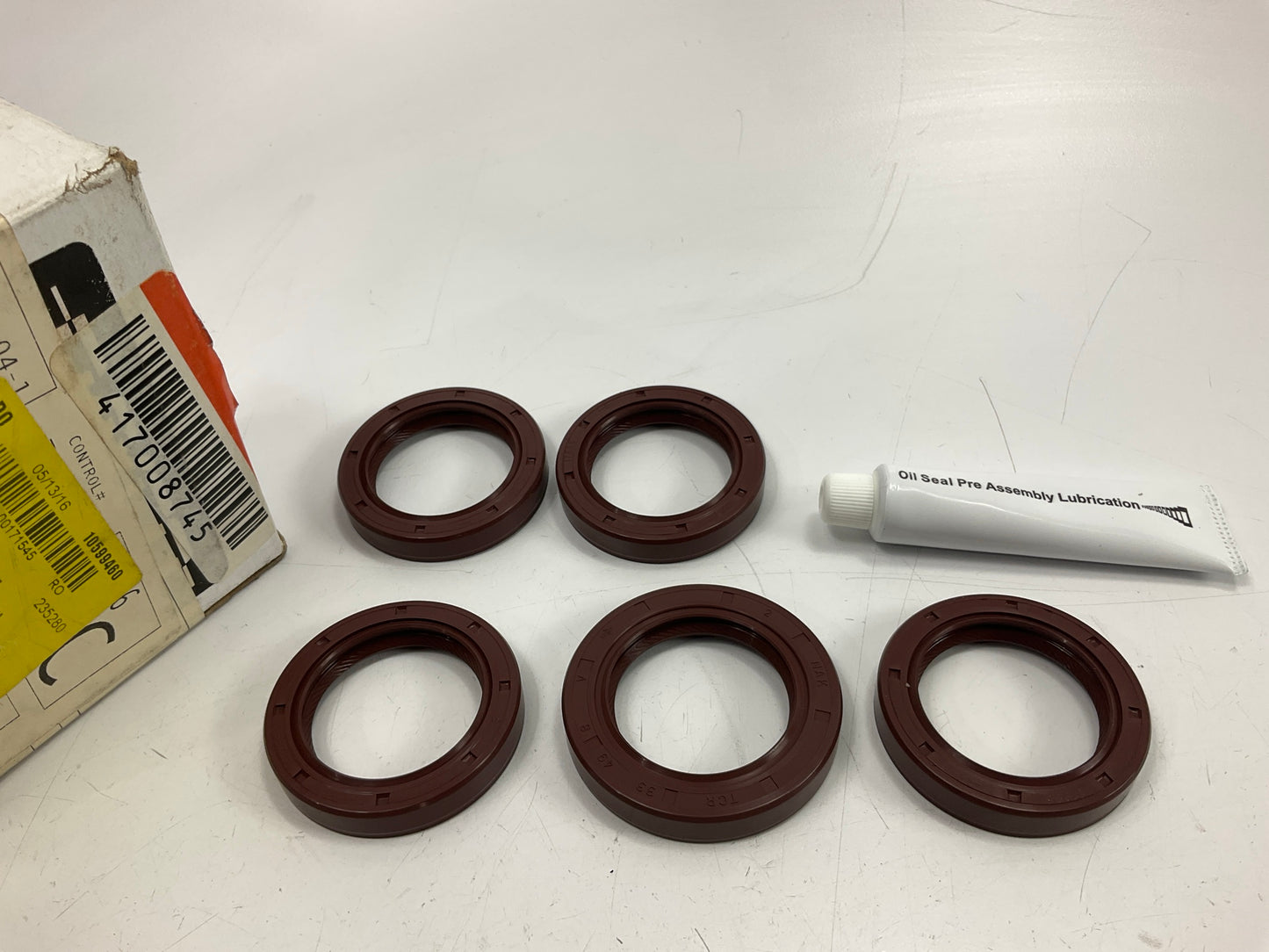 Dayco SK0026 Engine Seal Kit -Timing 1993-1999 Impreza 1996-1999 Legacy