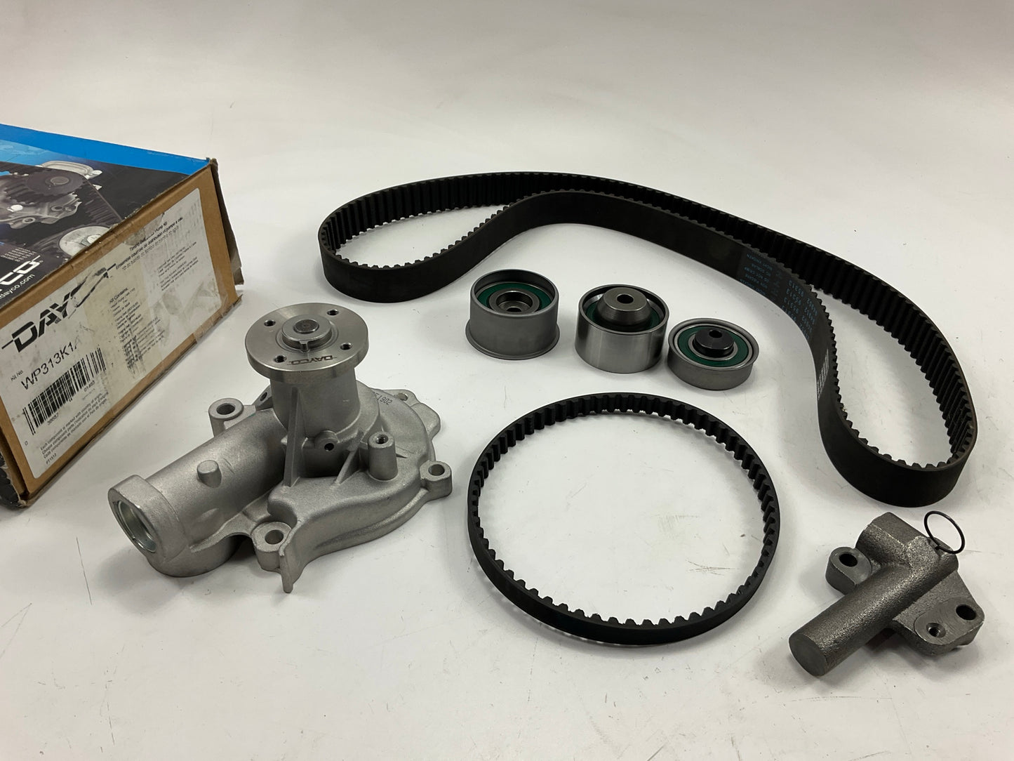 Dayco WP313K1A Engine Timing Belt Kit With Water Pump For 99-06 Hyundai 2.4L