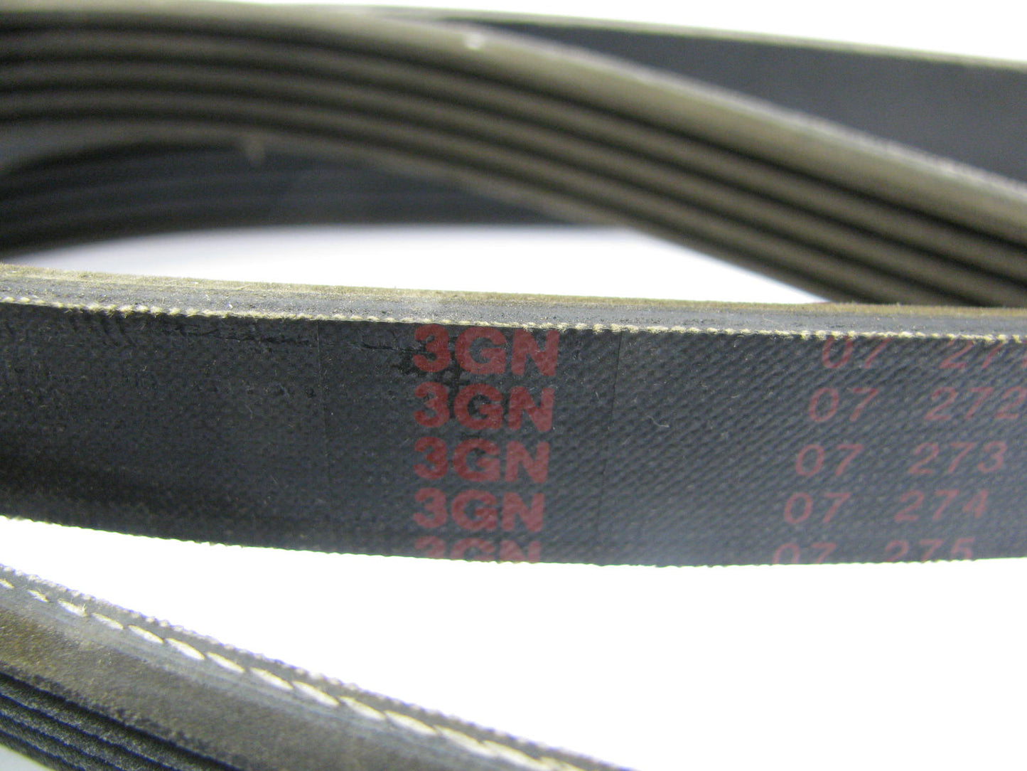 Daytona K50644 Serpentine Belt - 0.69'' X 64.57'' - 5 Ribs