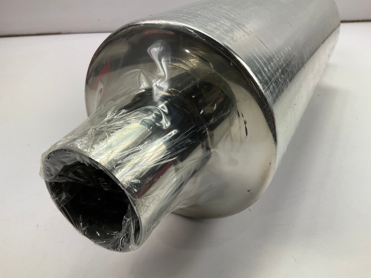 Dc Sport EX-5015 Polished Stainless Steel Muffler, 2.5'' Inlet, 4'' Outlet, 21.5 L