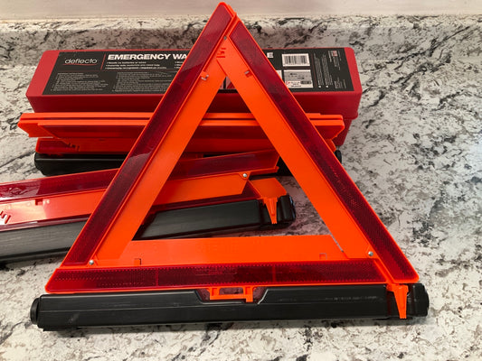 Deflecto Emergency Warning Triangle Safety Kit - (3) Triangles For Early Warning