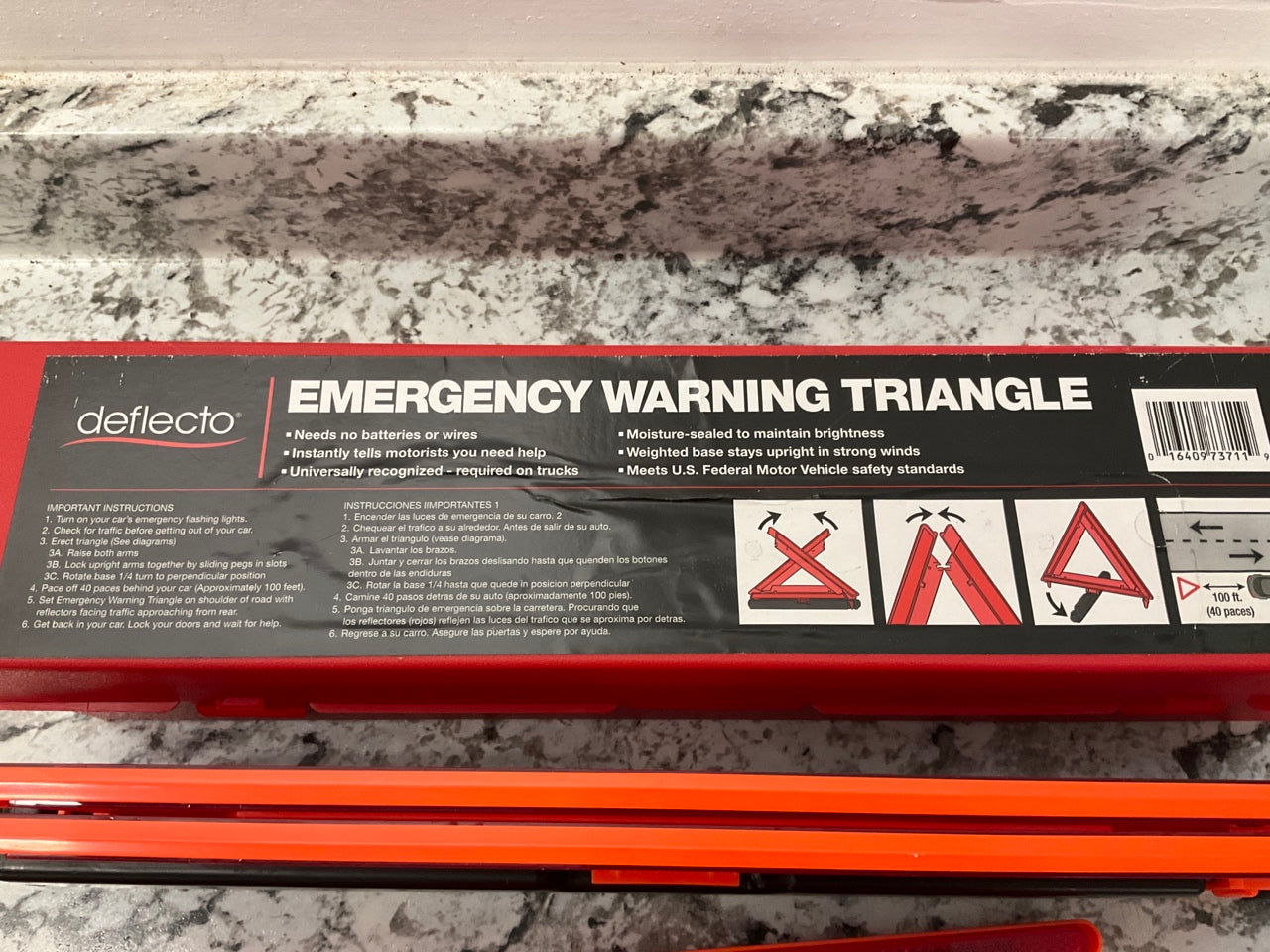 Deflecto Emergency Warning Triangle Safety Kit - (3) Triangles For Early Warning