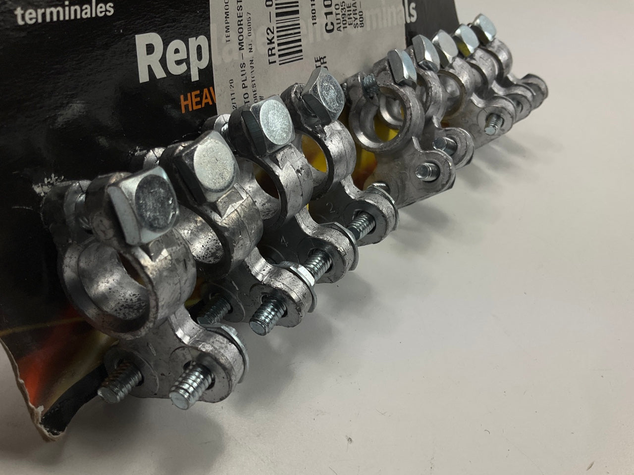 (9) Heavy Deka Duty Top Post Battery Replacement Terminals, 6 To 1 Gauge Cable