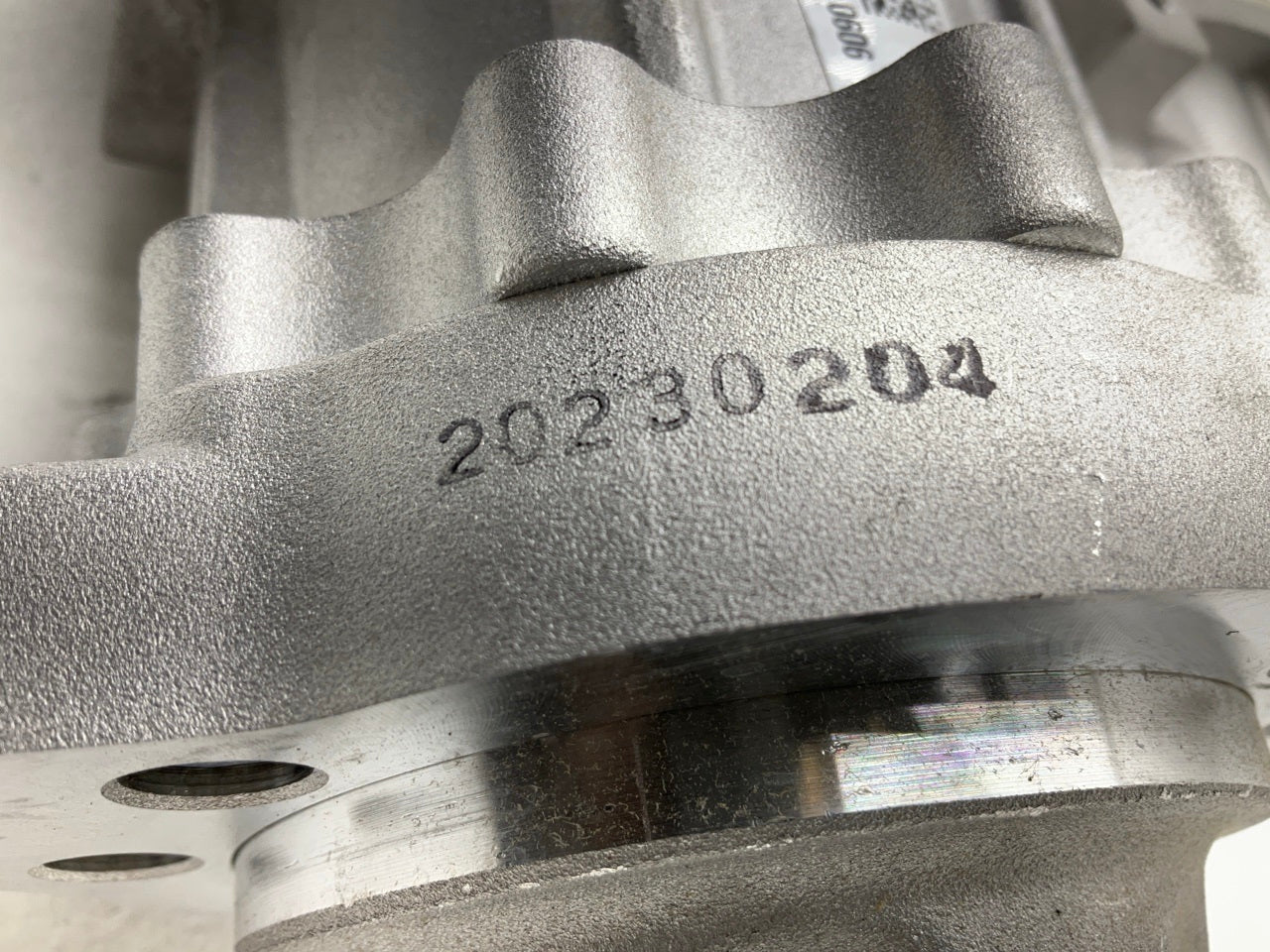 NEW - Delco-Remy 8200469 Starter Motor, 39MT 12-Volt, CW 7.2KW