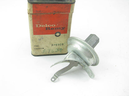 NOS Delco-remy A-1318 Distributor Vacuum Advance Control