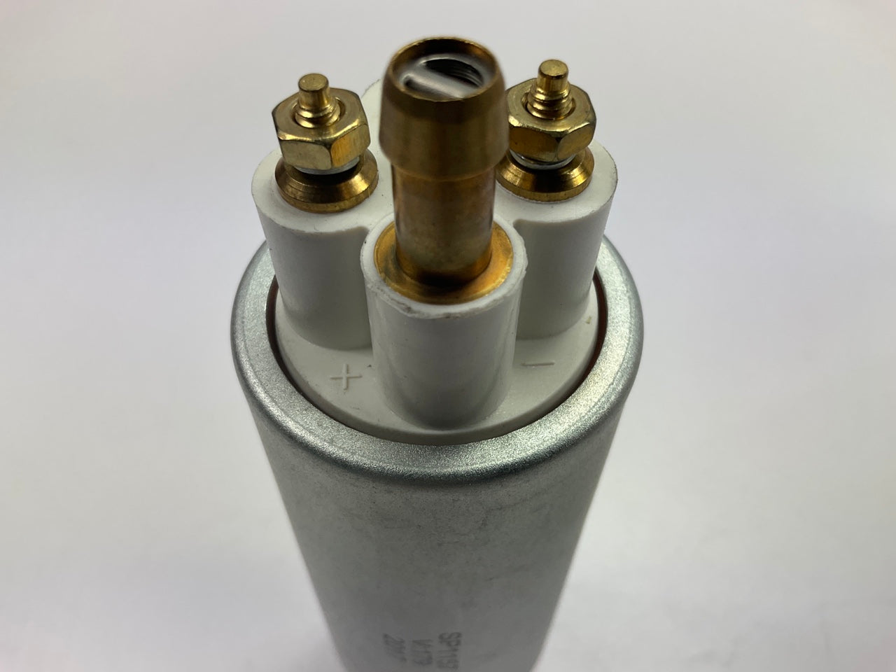 Delphi FE0108 Electric Fuel Pump For 87-92 Comanche 91-93 Wrangler 2.5L 4.0L