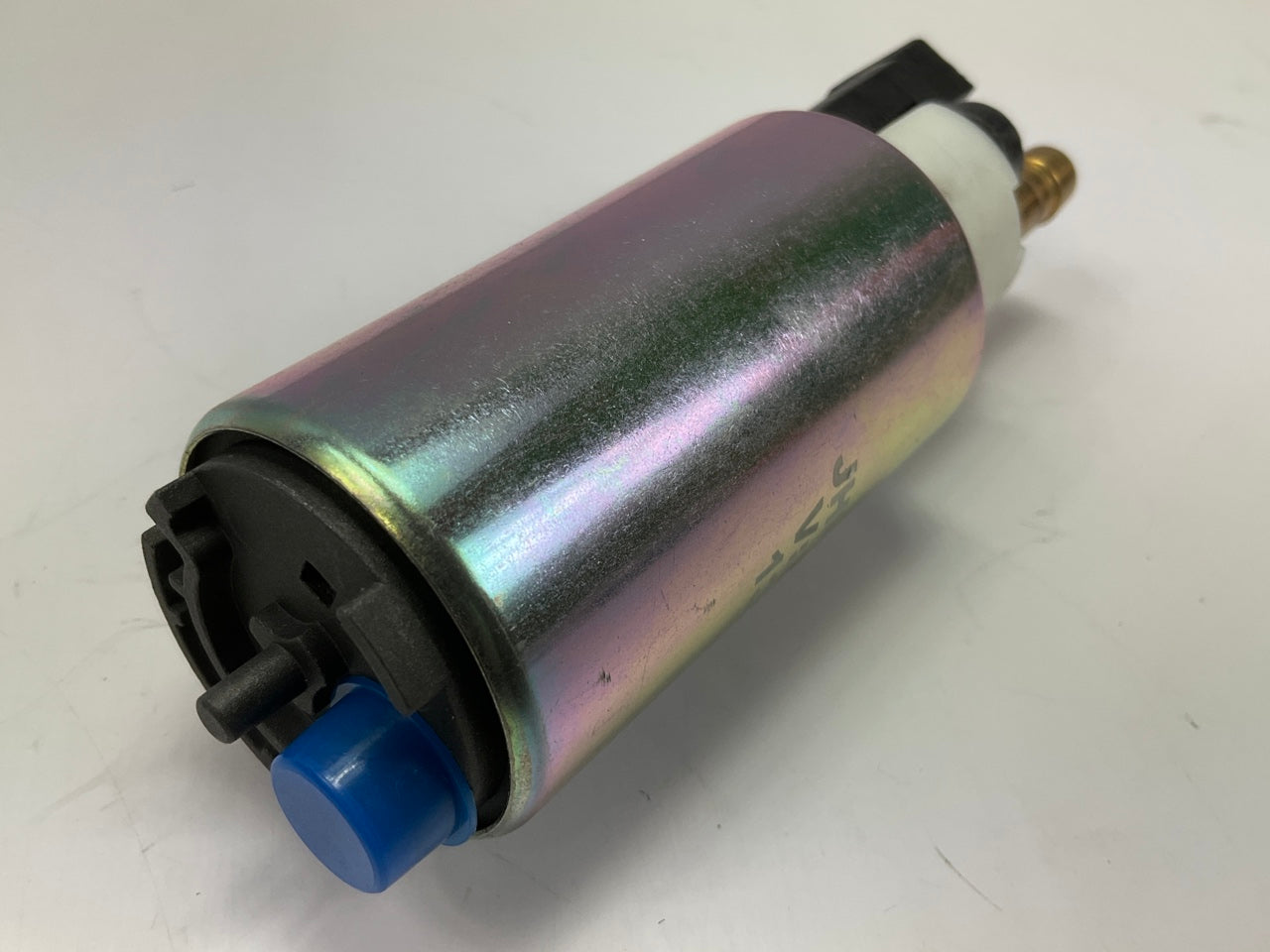 Delphi FE0442 Fuel Pump & Strainer - Correct For Aft Axle Tank ONLY