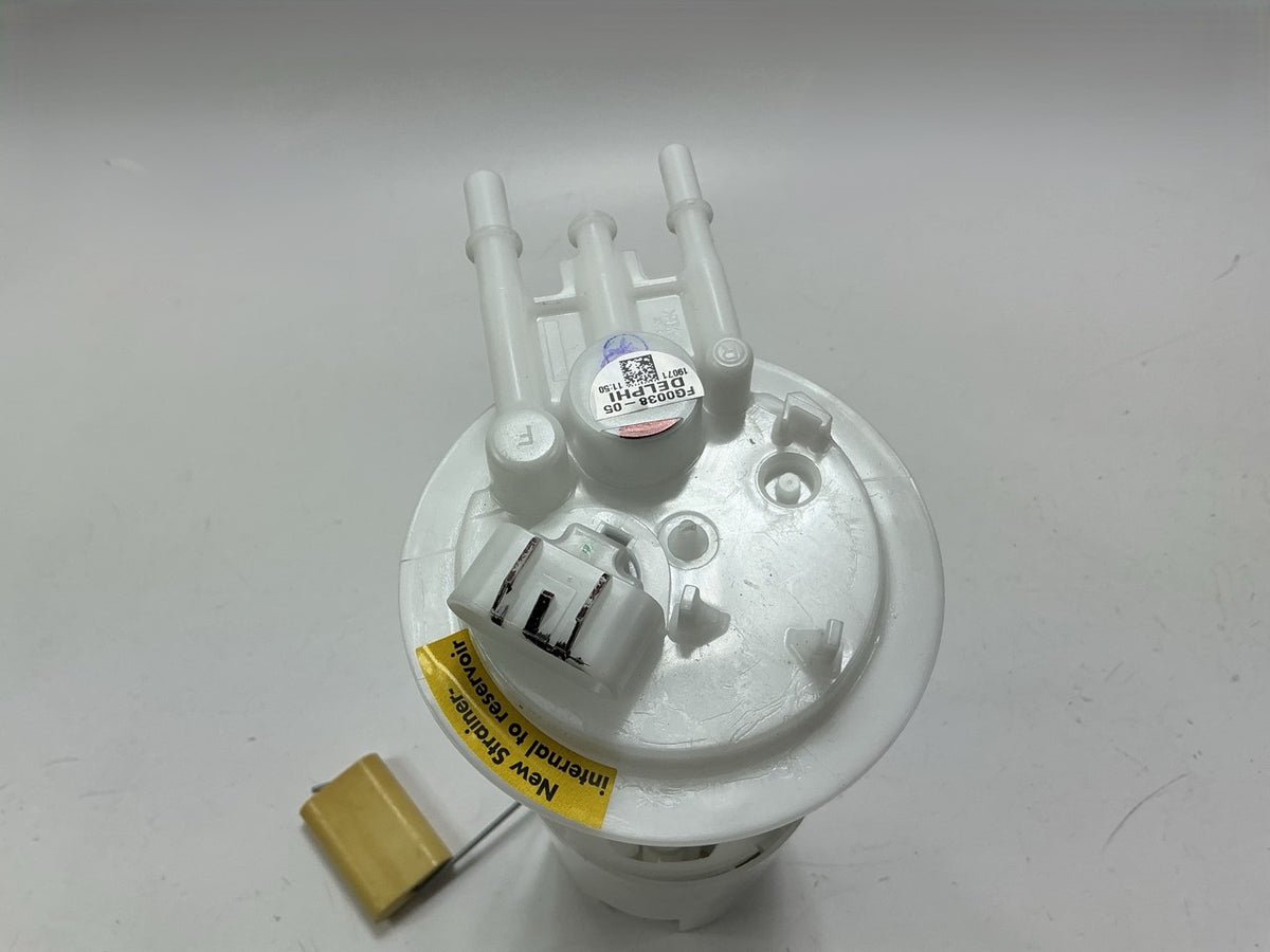 Delphi FG0038 Fuel Pump Module - 1995 Chevrolet Tahoe, 1995 GMC Yukon