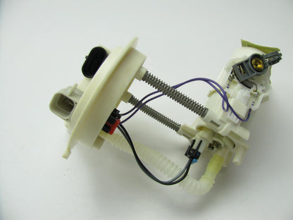 NEW Delphi FG0116 Fuel Pump Module - 2000-01 Chevy Suburban 2500, Yukon 6.0L V8