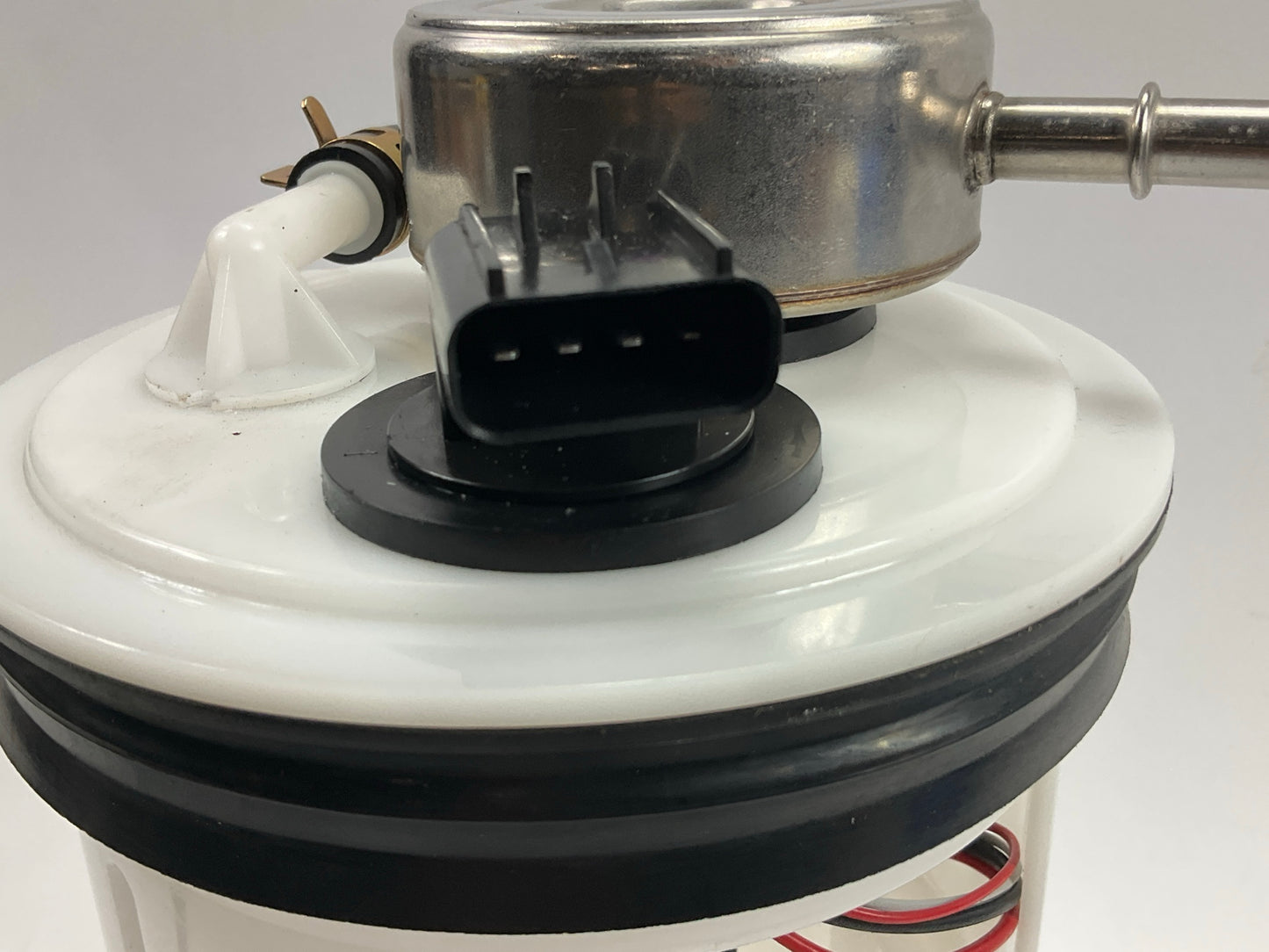 Broken / Damaged Float. See Actual Photos - Delphi FG0278 Fuel Pump Module