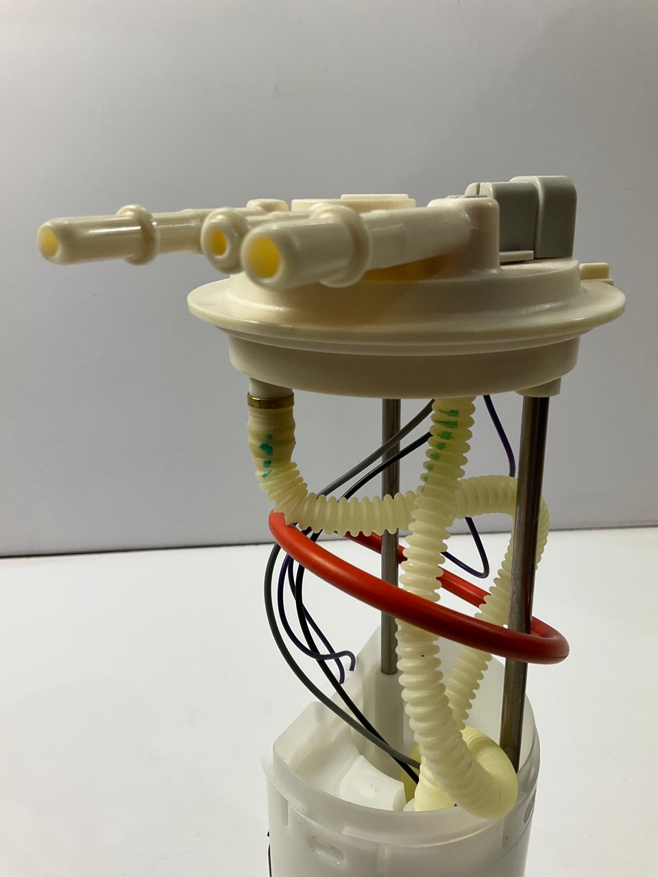 Delphi FG0329 Fuel Pump Module 2003 Chevrolet Express 6.0L 3500,  55 Gallon Tank
