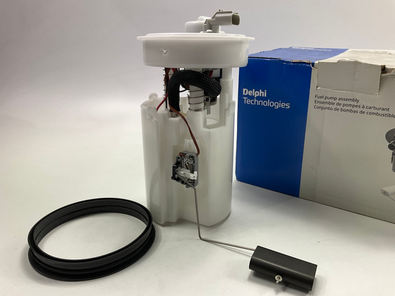Delphi FG0373 Fuel Pump Module For 2001-2004 PT Cruiser 2.4L
