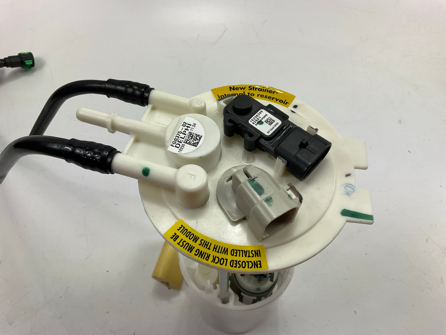 INCOMPLETE #1, COMES AS SHOWN, *AS IS* - Delphi FG0375 Electric Fuel Pump