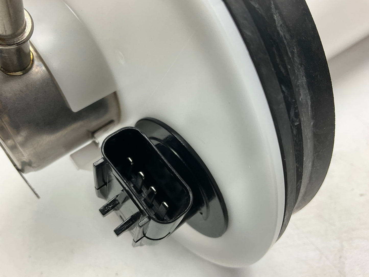 Delphi FG0426 Fuel Pump Module Assembly