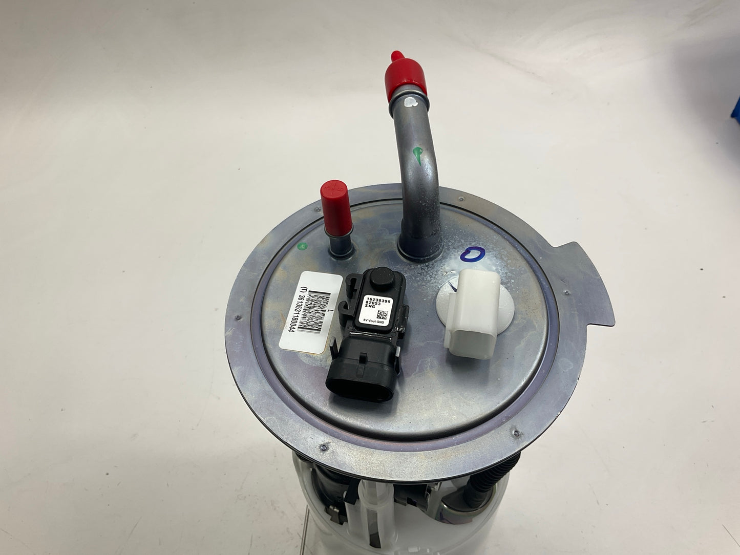 Damaged Box - Delphi FG0516 Fuel Pump Module