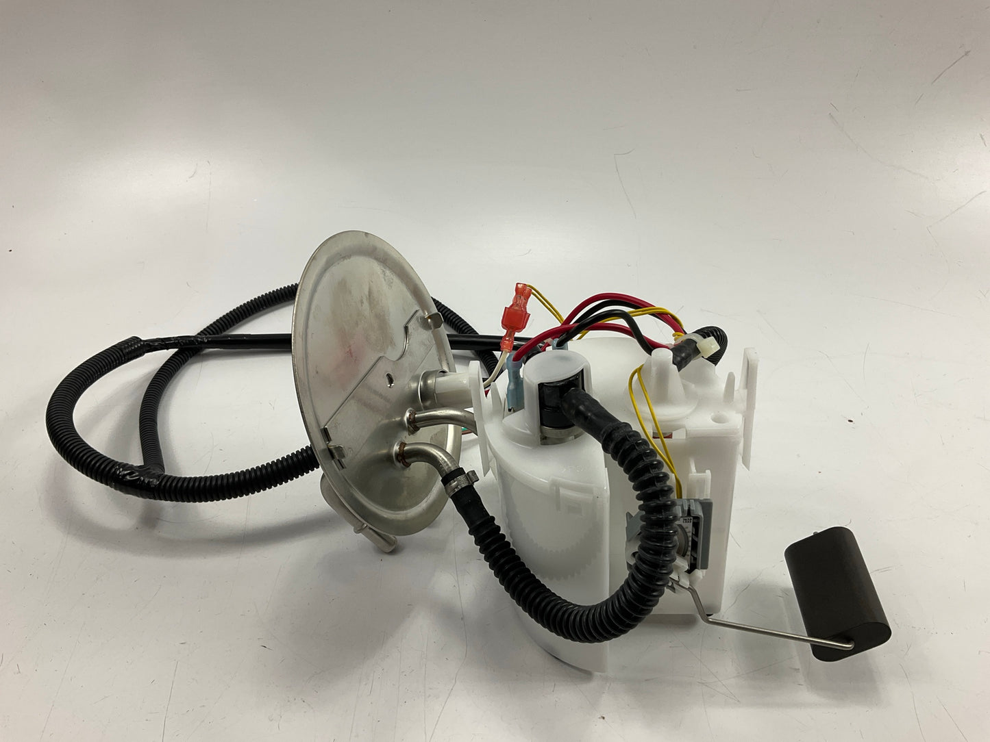Missing Seal - Delphi FG0838 Fuel Pump Module - 1999 Ford Taurus, Mercury Sable