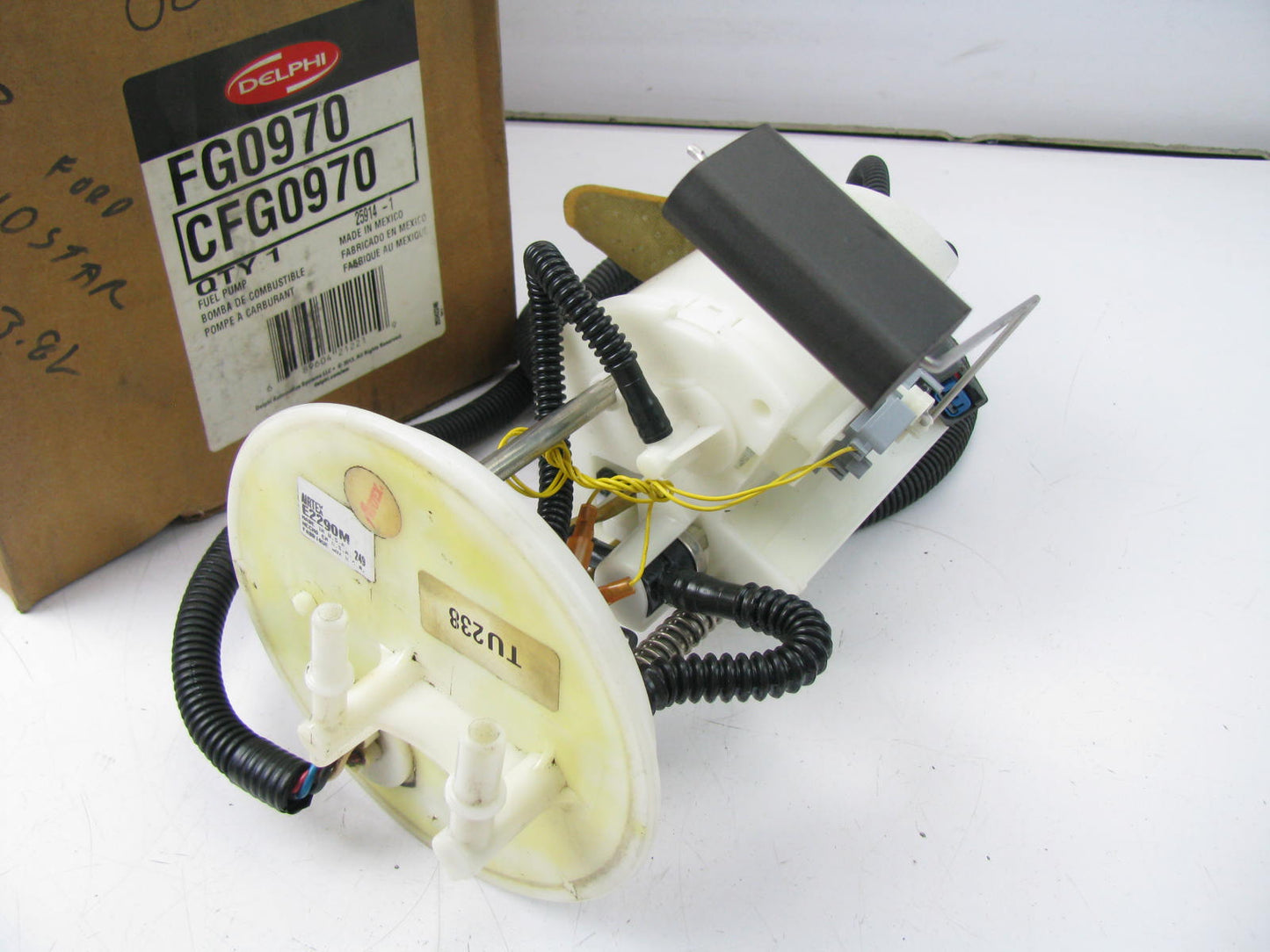 Delphi FG0970 Electric Fuel Pump Module For 2001-2003 Ford Windstar 3.8L