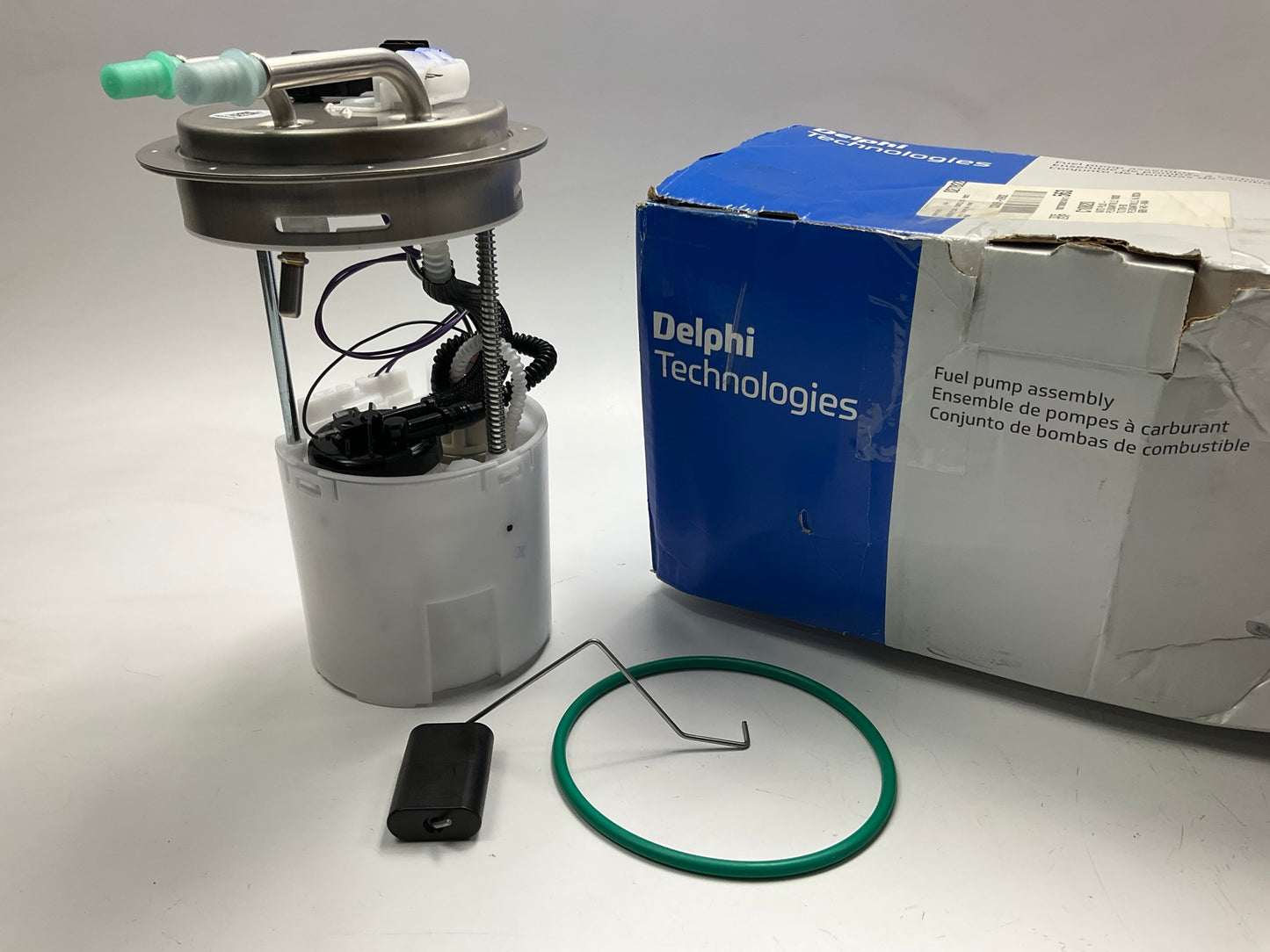 Delphi FG1054 Fuel Pump Module - 2008-2014 Chevrolet Tahoe, GMC Yukon