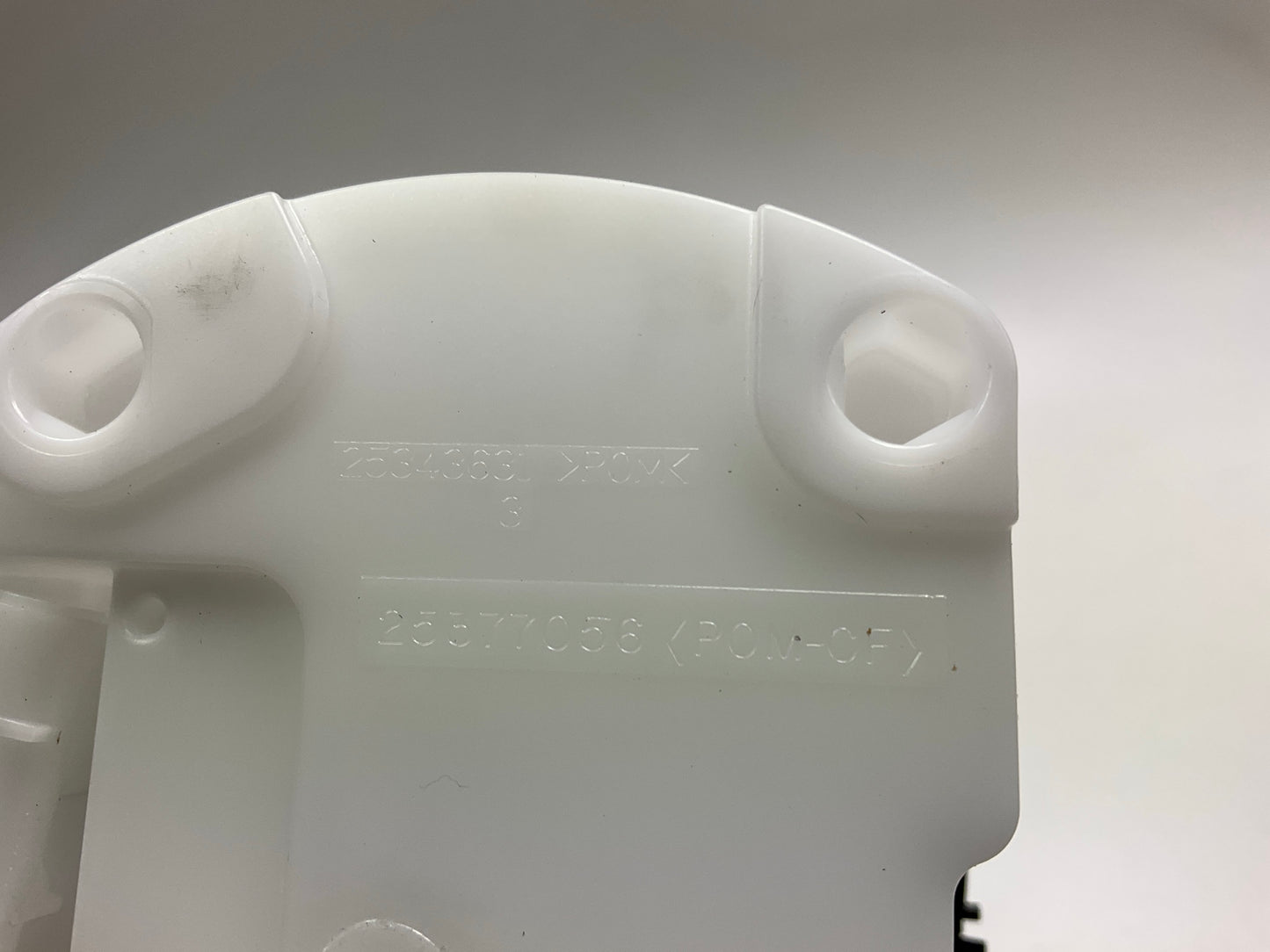 Delphi FG1054 Fuel Pump Module - 2008-2014 Chevrolet Tahoe, GMC Yukon
