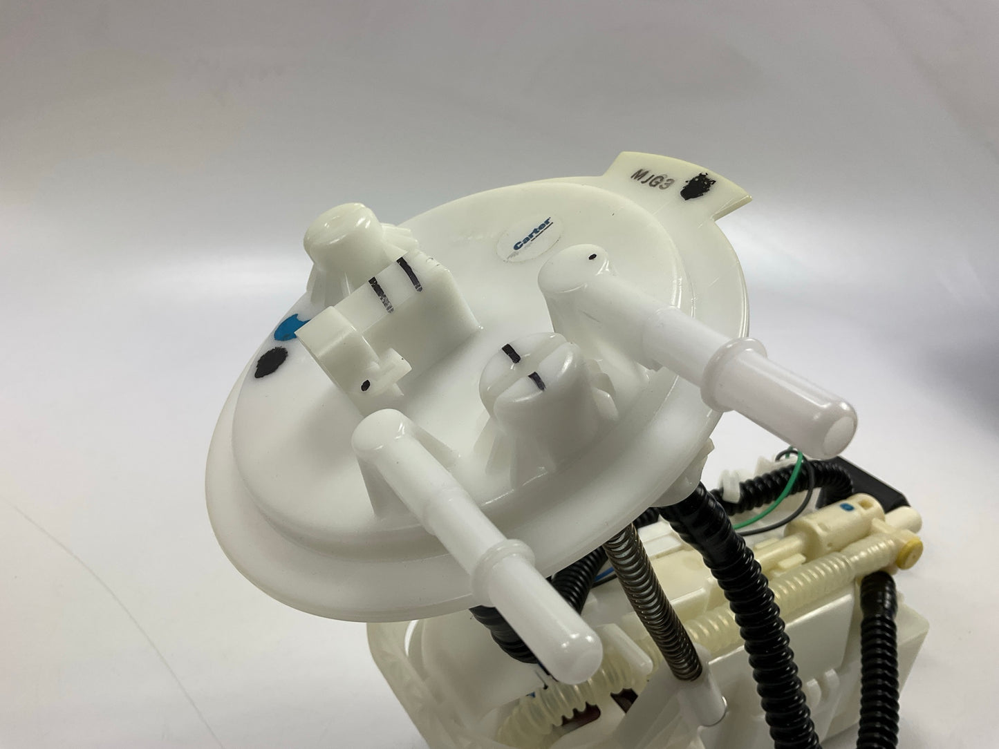 Delphi FG1216 Fuel Pump Module For 2003-04 Cadillac CTS 3.2L V6