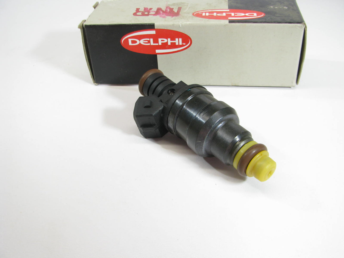 Delphi FJ10448 Fuel Injector For 1994-1998 Audi 2.8L-V6