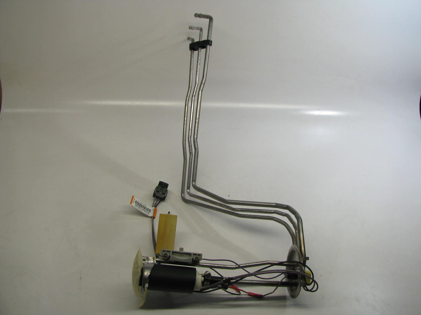 NEW OUT OF BOX - Delphi FL0193 Fuel Pump Hanger 1985 Electra & 98 3.8L-V6