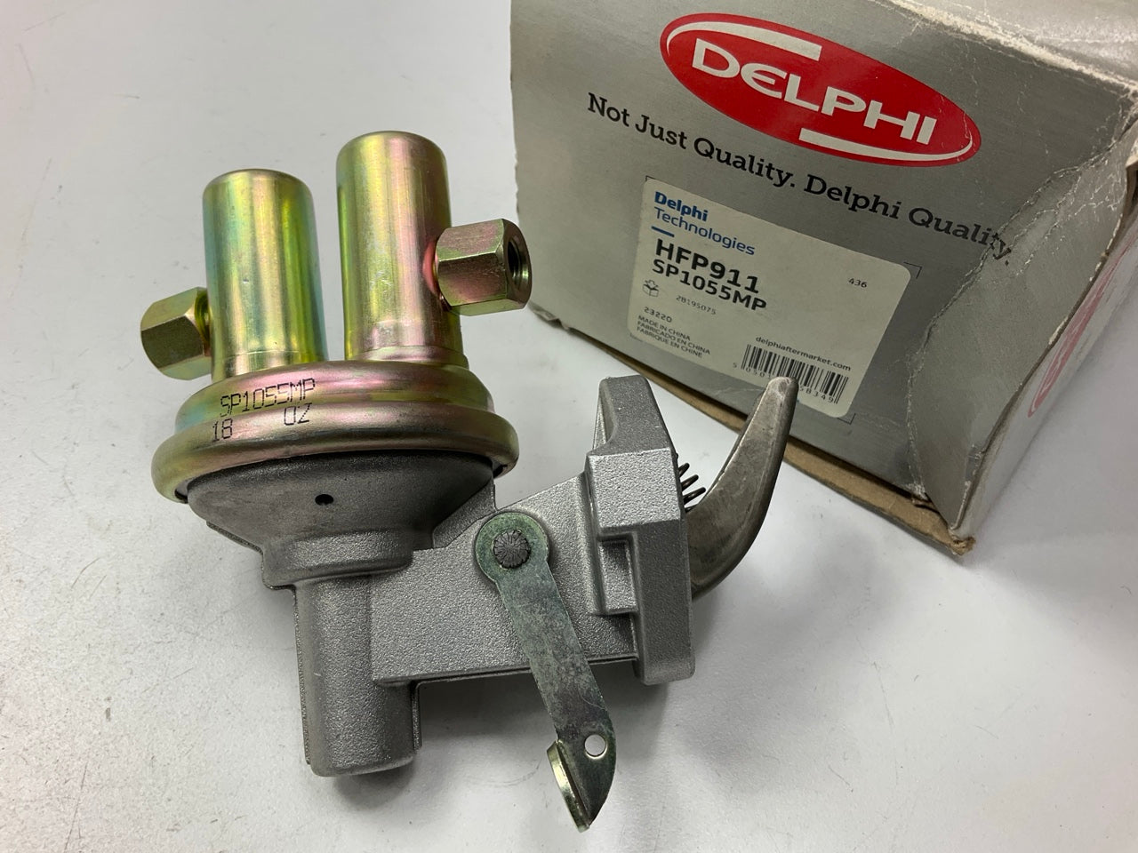 Delphi HFP911 Mechanical Fuel Pump For John Deere Tractor 510 670 755 820 830