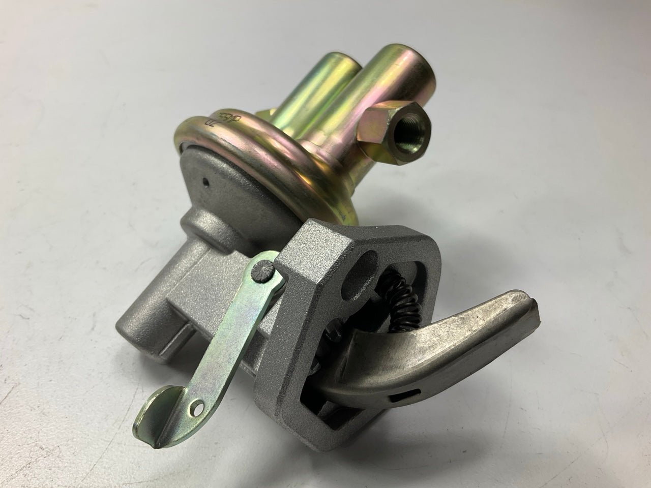 Delphi HFP911 Mechanical Fuel Pump For John Deere Tractor 510 670 755 820 830