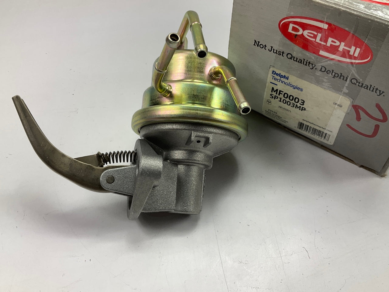 Delphi MF0003 Mechanical Fuel Pump For 1981-1990 Toyota Pickup 22R