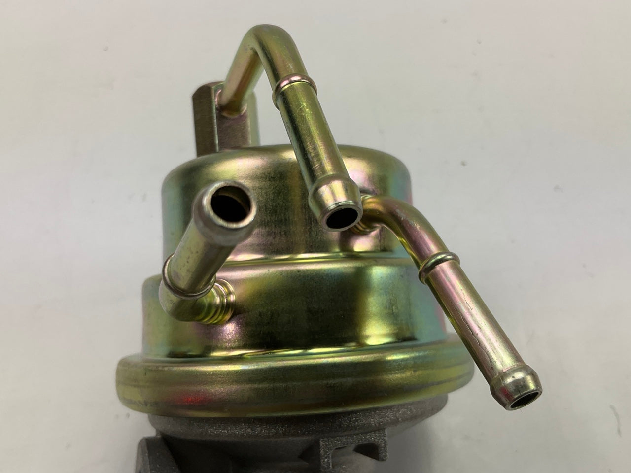 Delphi MF0003 Mechanical Fuel Pump For 1981-1990 Toyota Pickup 22R