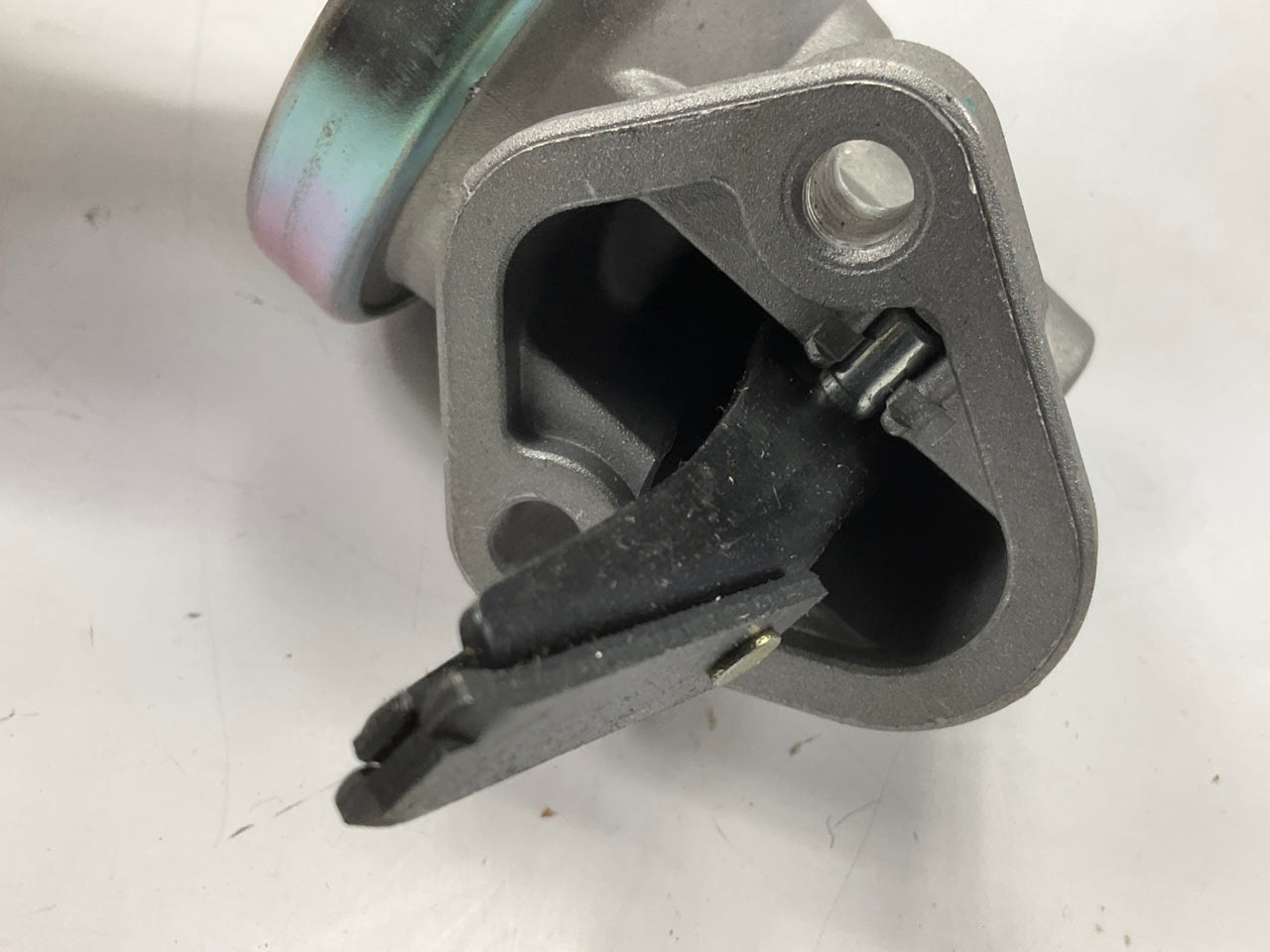 Delphi MF0146 Mechanical Fuel Pump - 1963-1967 FORD 170 200 240 I6