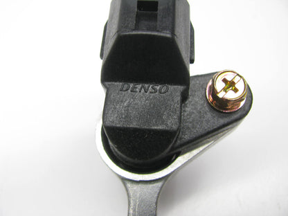 Delphi SS10007 Engine Camshaft Position Sensor For 1998-00 Toyota RAV4 2.0L-L4