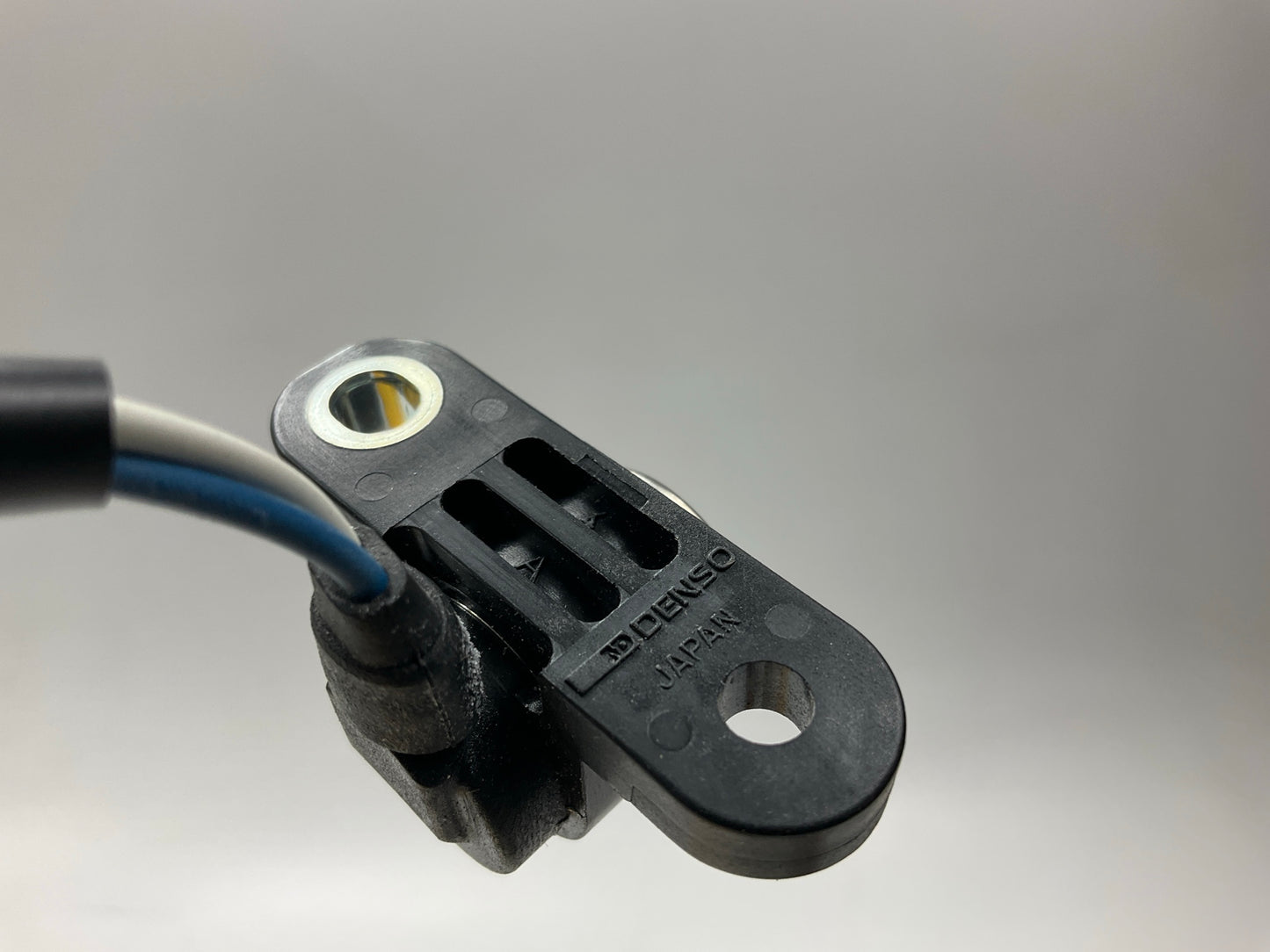 Delphi SS10223 Engine Crankshaft Position Sensor OEM DENSO 95-97 Accord 2.7L-V6