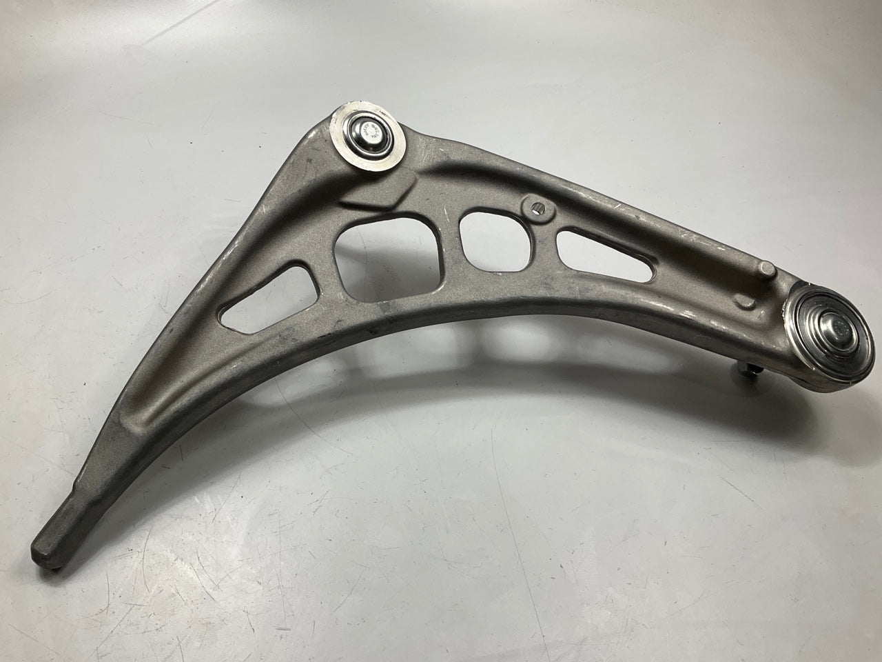 Delphi TC2596 Front Left Lower Control Arm & Ball Joint