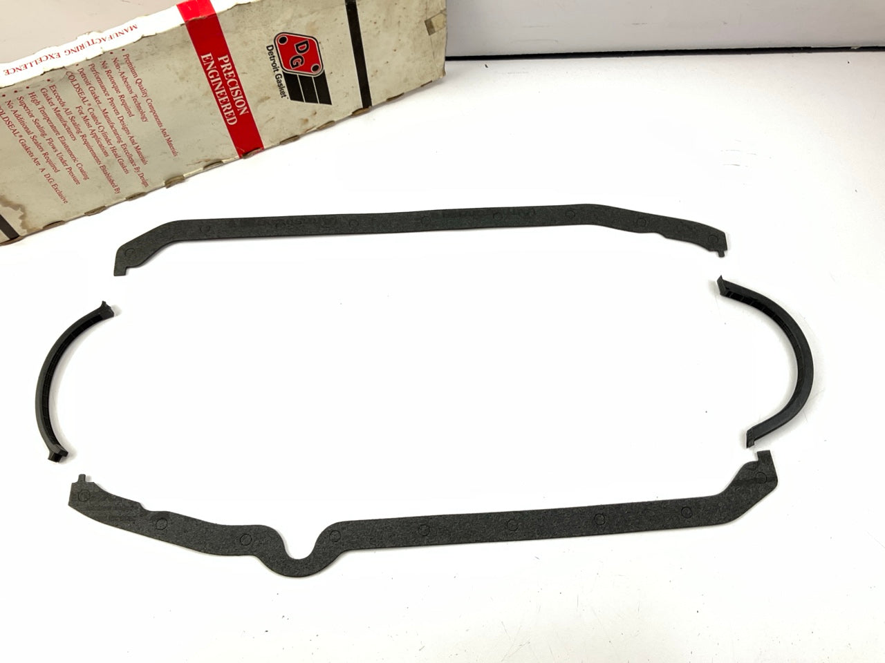 Detroit Gasket 16423-1 Engine Oil Pan Gasket Set 1975-1980 GM 305 350 400-V8