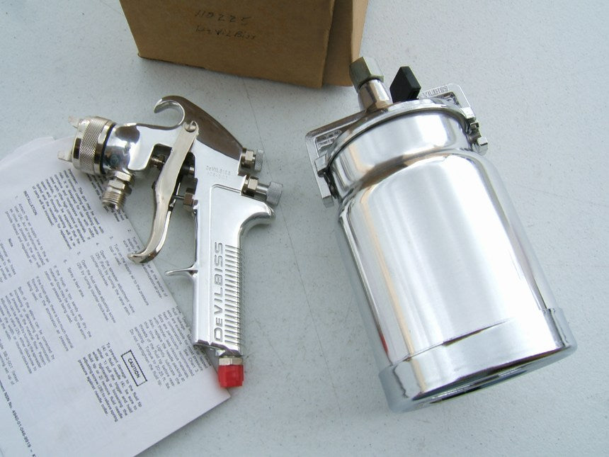 Devilbiss 110225 JGA Conventional Suction Feed Spray Gun W/ Paint Cup