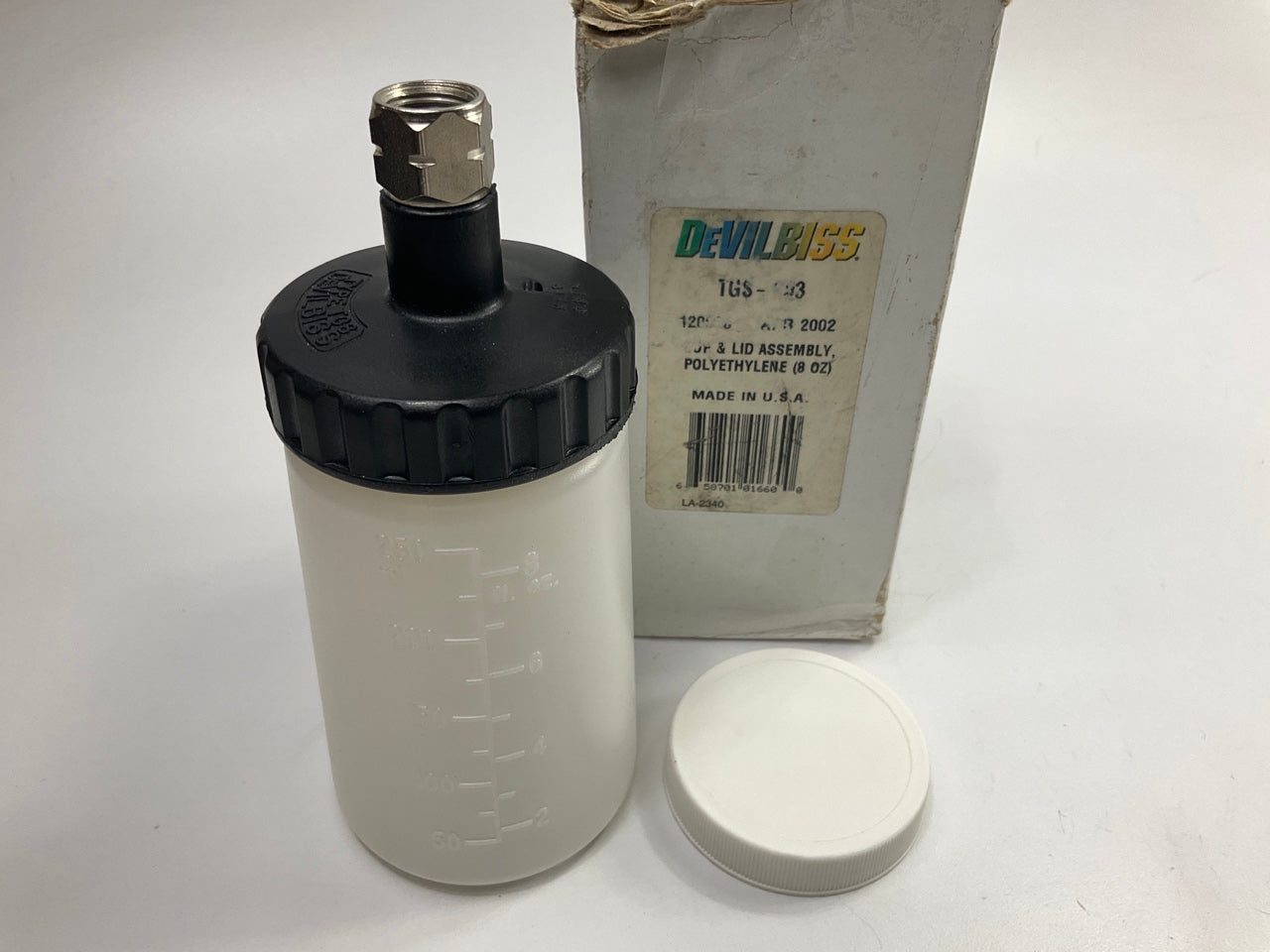 DeVilbiss 120038 TGS-503 Suction Feed Cup, 8 Oz