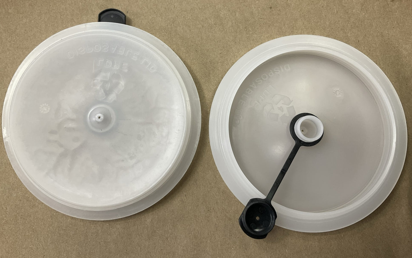 Devilbiss Tekna 190944 Plastic Lids For 900cc Gravity Aluminum Cup, 2 / Pack