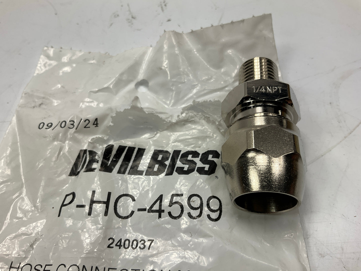 Devilbiss 240037 Reusable Hose Fitting - 1/4'' Male NPS For H-1921 Air Hose
