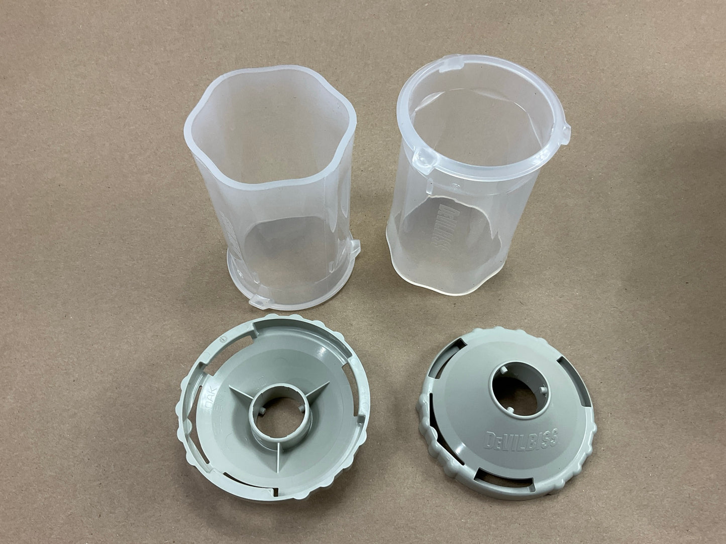 Devilbiss DPC-607 Reusable 9 Oz. Sleeve & Lid Holder KIT Set Of 2