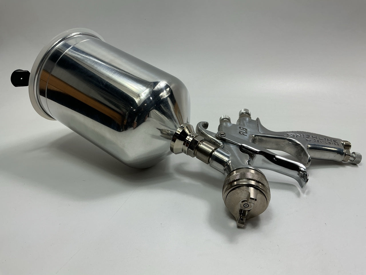 DeVilbiss 803560 / FLG678 Finishline Primer Paint Spray Gun Kit