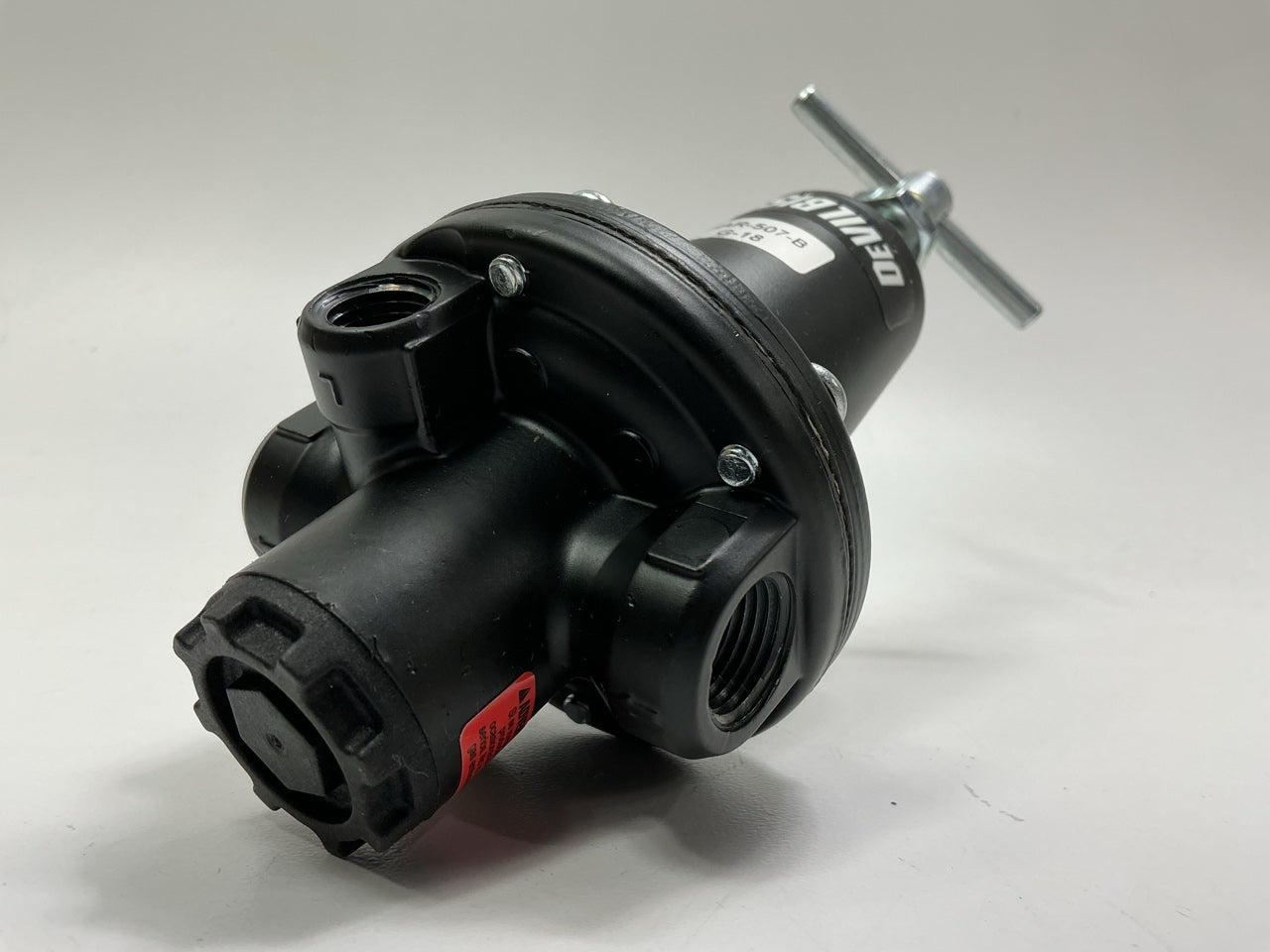 Devilbiss HAR507B HAR-507 Air Regulator With Gauge, Precise Air Pressure Control